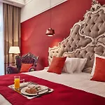 Ξενοδοχείο Grand Casino & 5*