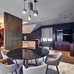 Ξενοδοχείο Grand Casino & 5*